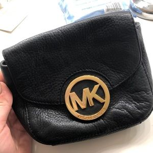 black michael kors small fulton crossbody bag